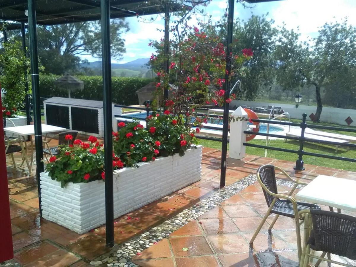 Hotel Cortijo Del Arte - Caminito Del Rey Pizarra